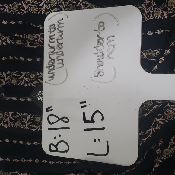 Angie Wrap Top with Flutter Sleeves‎ Black with Gold Floral Pattern - SZ S - NWT - Picture 6 of 6